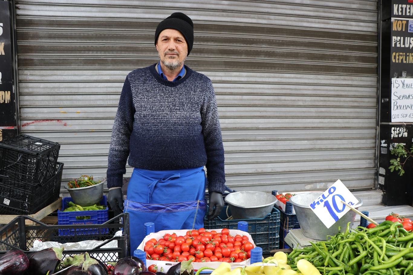 Pazarcılar: Vatandaşın sebze ve meyvesini seçememesi satışlarımızı olumsuz etkiledi